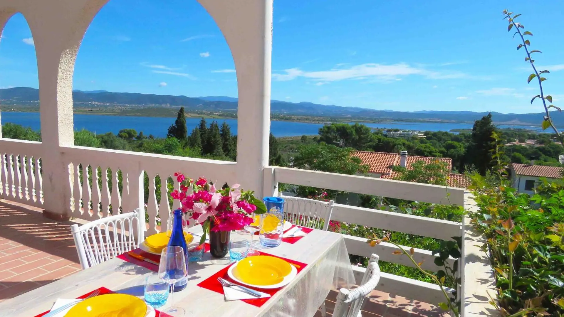 Panohome Porto Pino Apartment